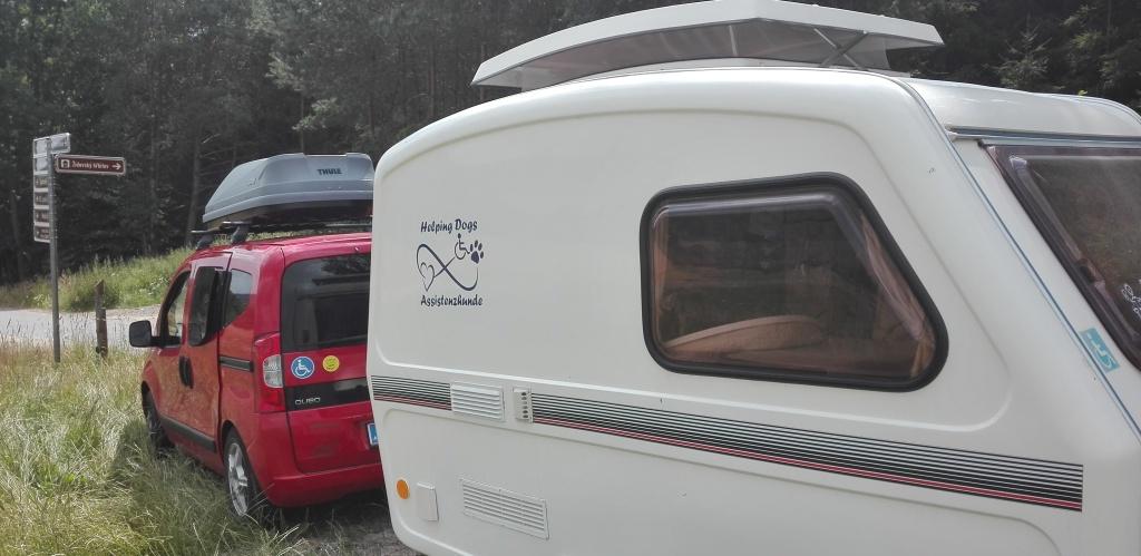 Pisecne_erste-Station_jüdischer-Friedhof